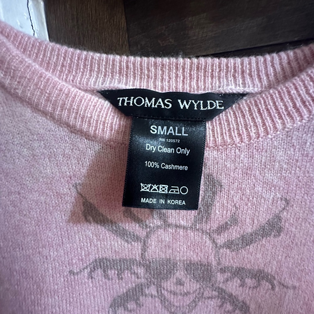 Thomas Wylde- size S- 100% cashmere, super pretty funky sweater - Picture 4 of 5